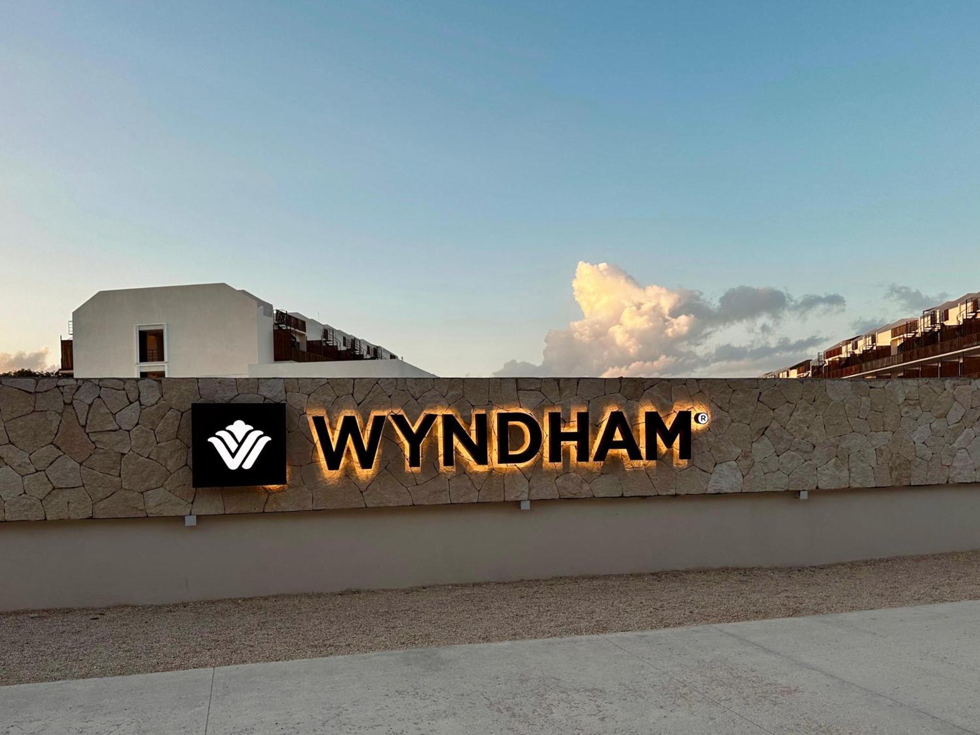 Wyndham Tulum Hotel Bagian luar foto